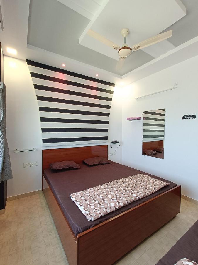 Hotel Jb Star Mandvi  Exterior photo